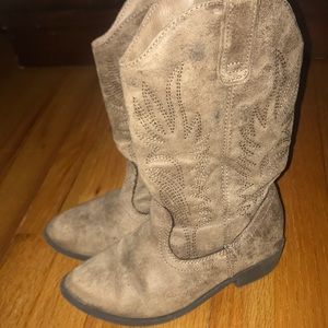 Girls size 1 cowboy boots